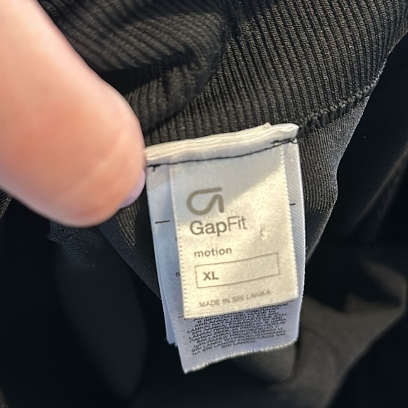 Gap Fit Motion Leggings Black Crop Cropped XL Ruched EUC - Picture 5 of 9